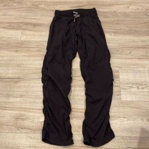 Ivivva pants size 8 black